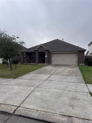 737 Montclair Mist Lane, La Marque, TX 77568