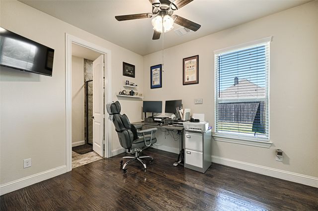 3841 Karen Road, Midlothian, TX 76065