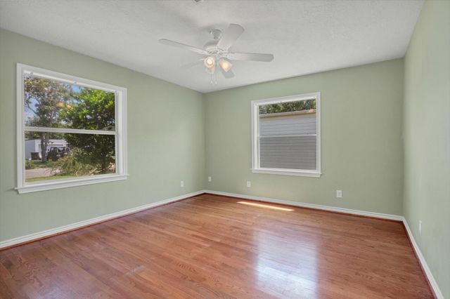 119 Barracuda Avenue, Galveston, TX 77550