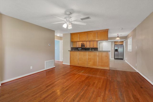 119 Barracuda Avenue, Galveston, TX 77550