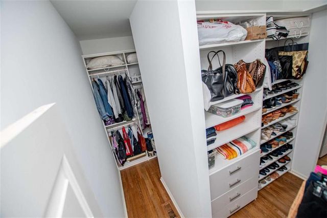 303 Ivy Brook Court, Alpharetta, GA 30004