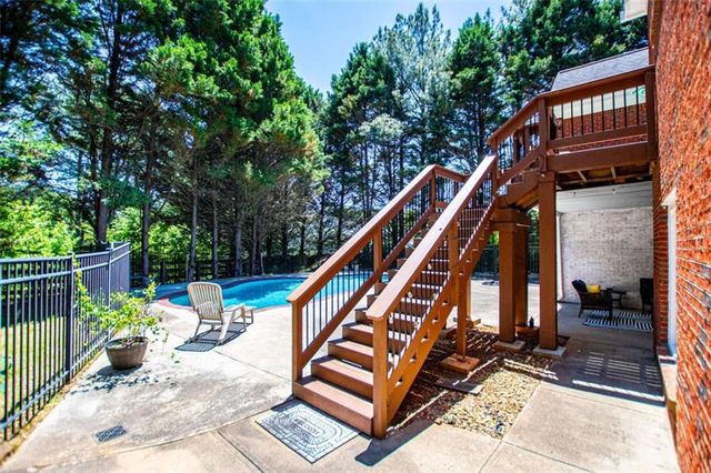 303 Ivy Brook Court, Alpharetta, GA 30004