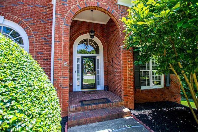 303 Ivy Brook Court, Alpharetta, GA 30004
