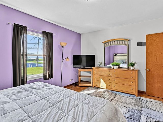 3536 Bernice Road, Lansing, IL 60438