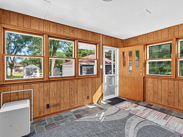 3536 Bernice Road, Lansing, IL 60438