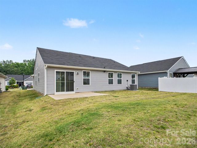 5513 Hughesdale Drive, Charlotte, NC 28215