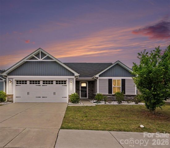 5513 Hughesdale Drive, Charlotte, NC 28215