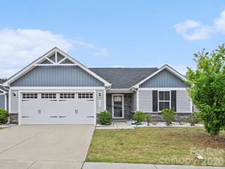 5513 Hughesdale Drive, Charlotte, NC 28215