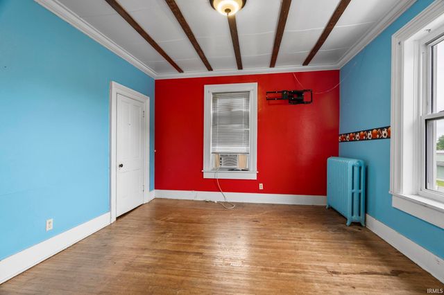 214 W Washington Street, Monticello, IN 47960