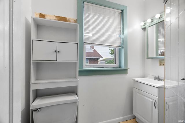 214 W Washington Street, Monticello, IN 47960