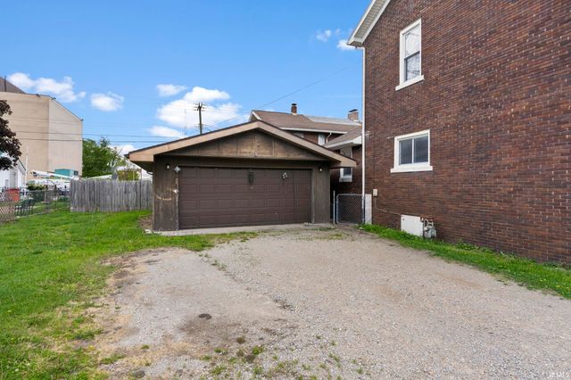 214 W Washington Street, Monticello, IN 47960
