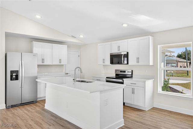 1113 NW 12th TER, Matlacha, FL 33993