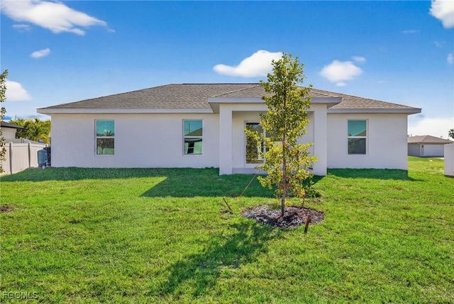 1113 NW 12th TER, Matlacha, FL 33993