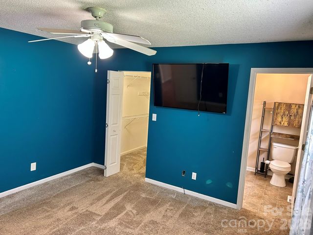 2042 Rocketts Way, Newton, NC 28658