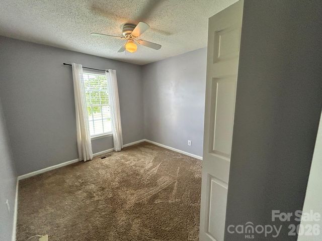 2042 Rocketts Way, Newton, NC 28658