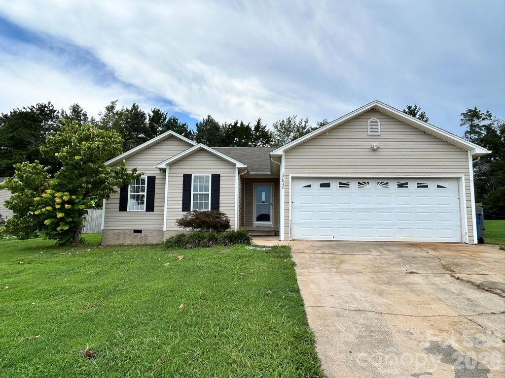 2042 Rocketts Way, Newton, NC 28658