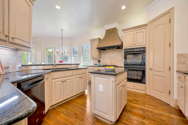 221 Versailles Lane, Keller, TX 76248