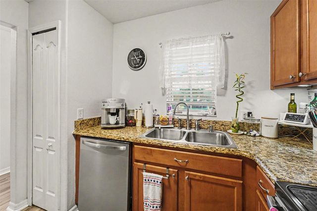 6255 TIMBERLY LN, Zephyrhills, FL 33542