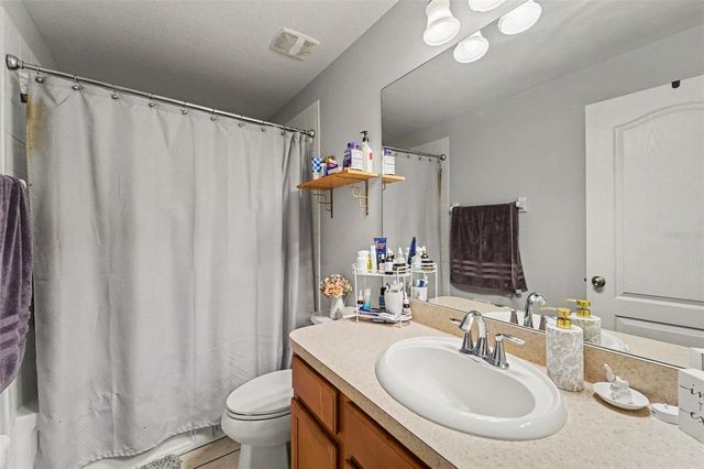 6255 TIMBERLY LN, Zephyrhills, FL 33542