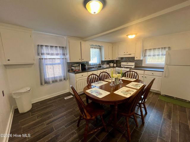 3403 Flat Swamp Road, Blounts Creek, NC 27814