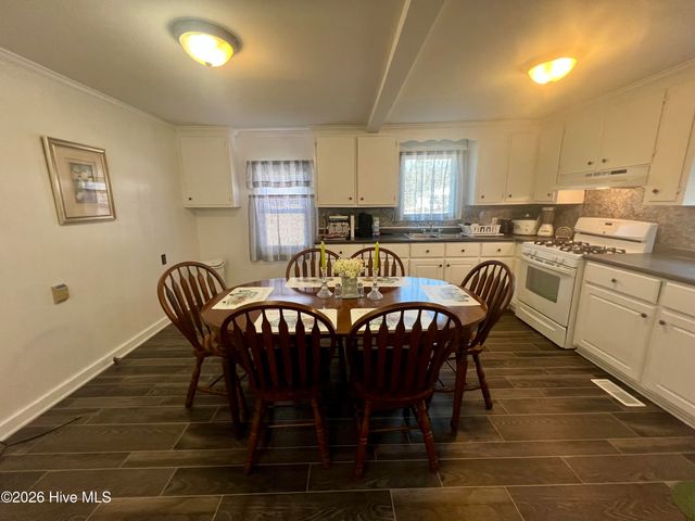 3403 Flat Swamp Road, Blounts Creek, NC 27814