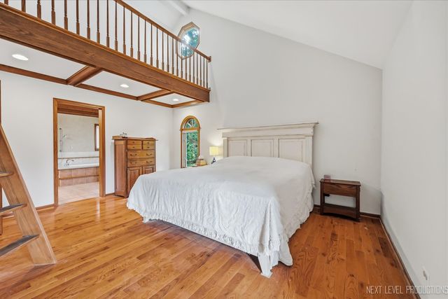 40W815 S Bridle Creek Drive, St. Charles, IL 60175