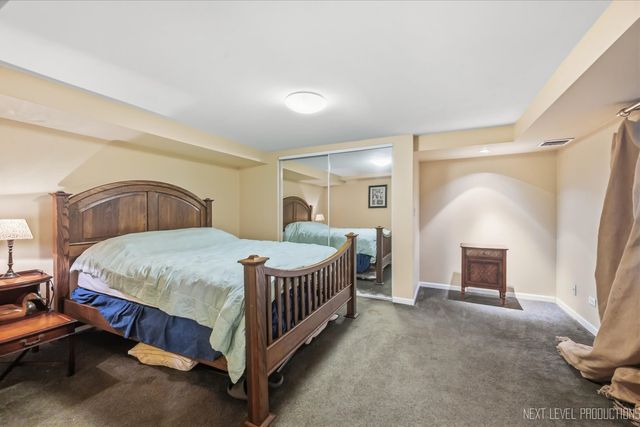 40W815 S Bridle Creek Drive, St. Charles, IL 60175