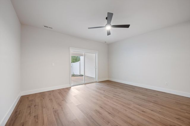 1323 Bradyville Pike Unit B, Murfreesboro, TN 37130
