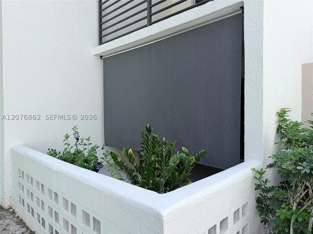 9731 Fontainebleau Blvd F108, Miami, FL 33172