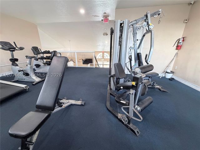 9731 Fontainebleau Blvd F108, Miami, FL 33172