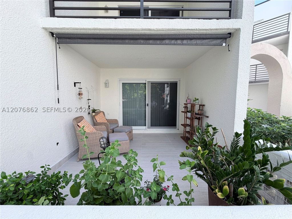9731 Fontainebleau Blvd F108, Miami, FL 33172