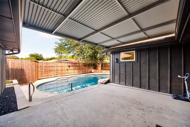 3904 Covinton Lane, Plano, TX 75023