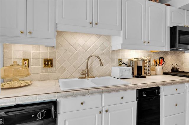 1417 Ashford Place NE, Brookhaven, GA 30319