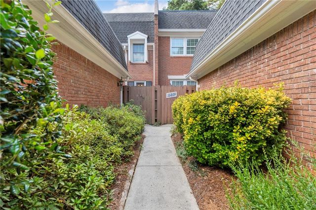 1417 Ashford Place NE, Brookhaven, GA 30319