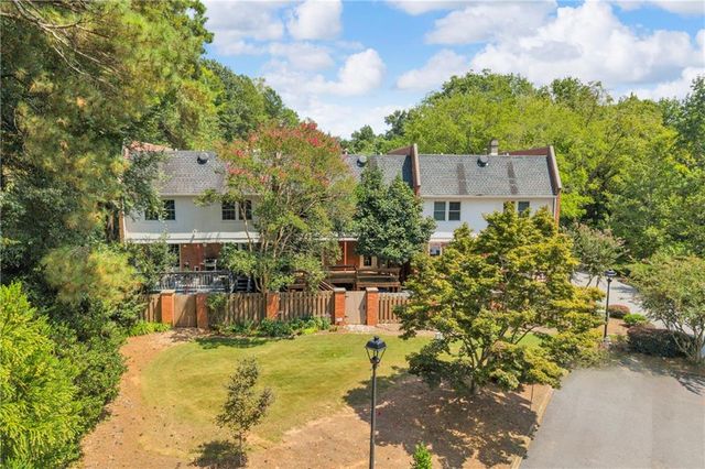 1417 Ashford Place NE, Brookhaven, GA 30319