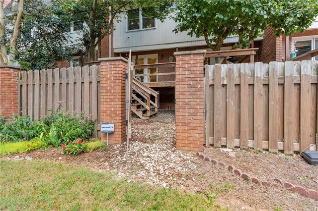 1417 Ashford Place NE, Brookhaven, GA 30319