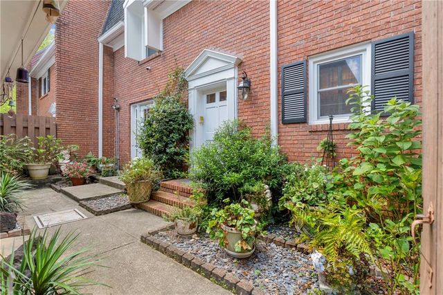 1417 Ashford Place NE, Brookhaven, GA 30319