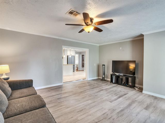 9934 Tiltree Street, Houston, TX 77075