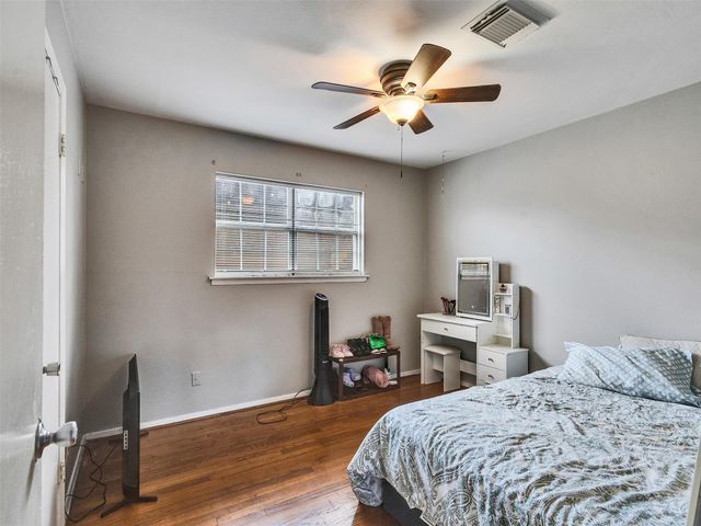 9934 Tiltree Street, Houston, TX 77075