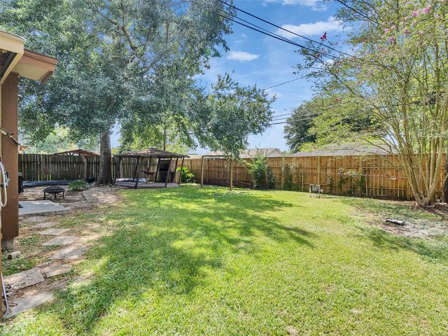 9934 Tiltree Street, Houston, TX 77075