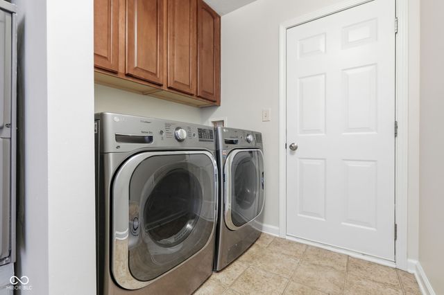 11095 Cool Winds Way, Fishers, IN 46037