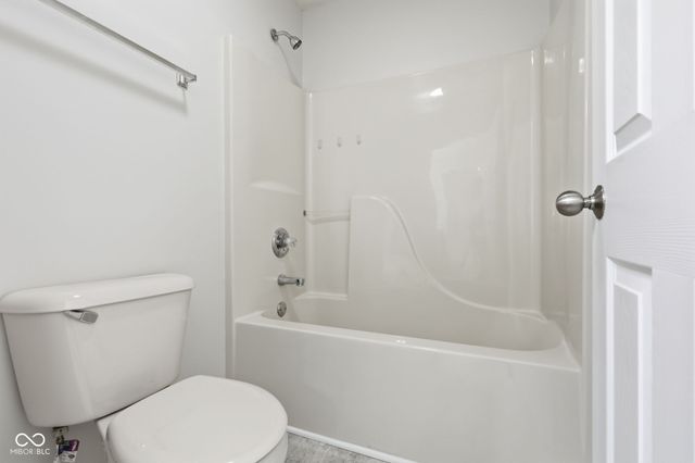 11095 Cool Winds Way, Fishers, IN 46037