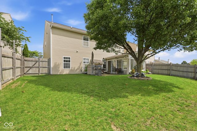 11095 Cool Winds Way, Fishers, IN 46037