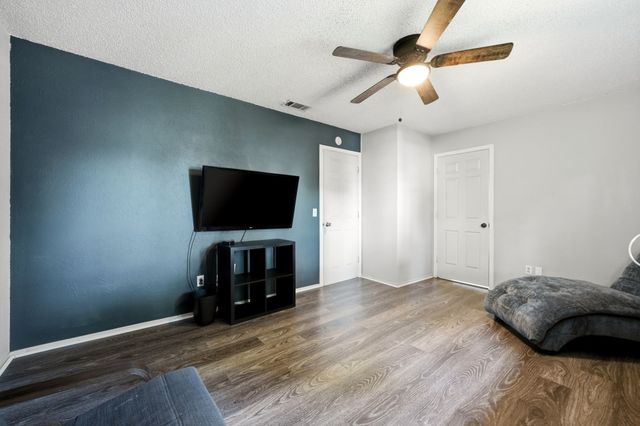 2209 Villawood Lane, Garland, TX 75040