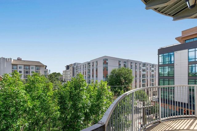 910 W 25th ST 406, Austin, TX 78705