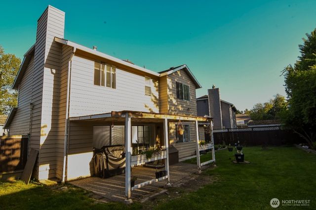 32825 17th Ave SW, Federal Way, WA 98023