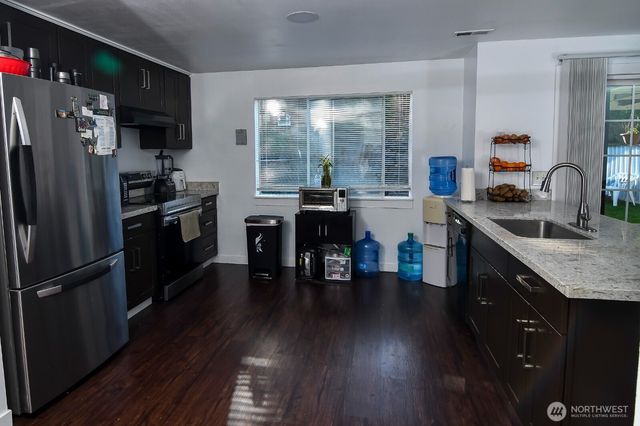 32825 17th Ave SW, Federal Way, WA 98023