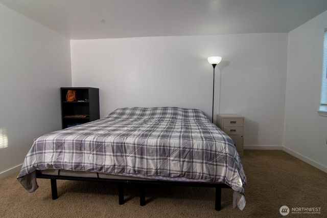 32825 17th Ave SW, Federal Way, WA 98023