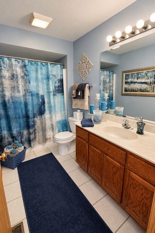 4618 Lalique Court, Joliet, IL 60431