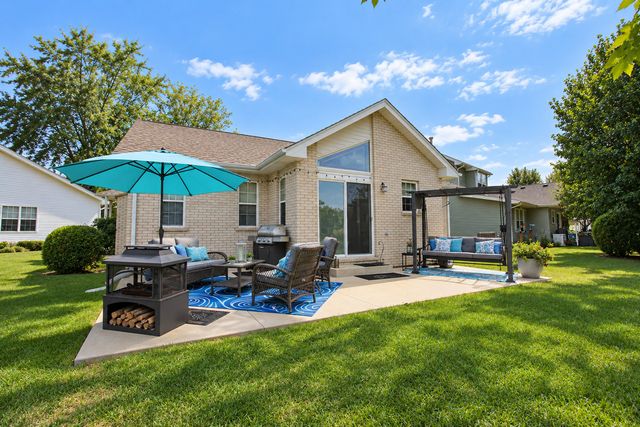 4618 Lalique Court, Joliet, IL 60431
